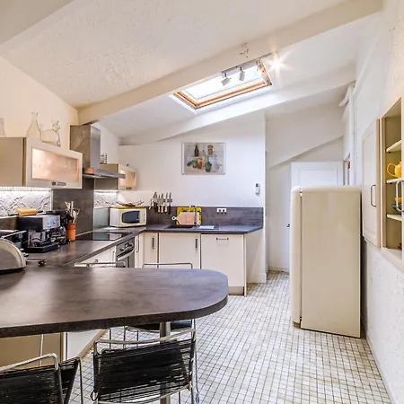Holiday home Beautiful In With Kitchen *