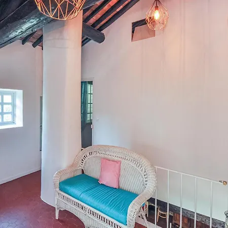 Beautiful In With Kitchen Holiday home